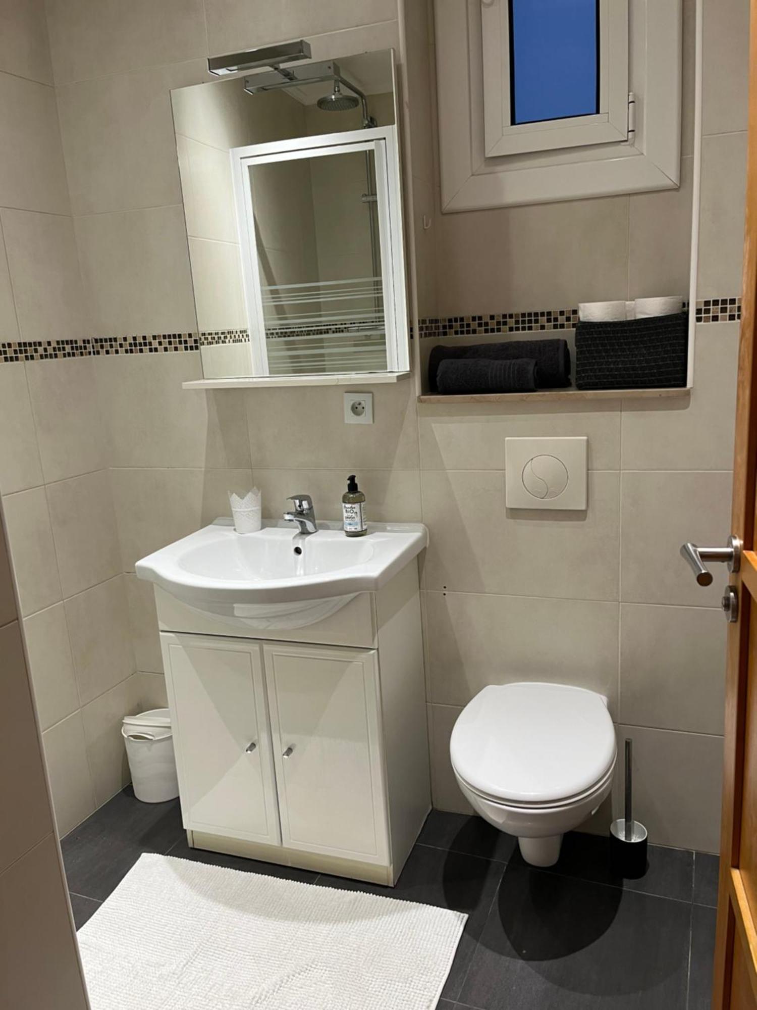 Duplex A La Frontiere De Monaco Apartman Beausoleil Kültér fotó