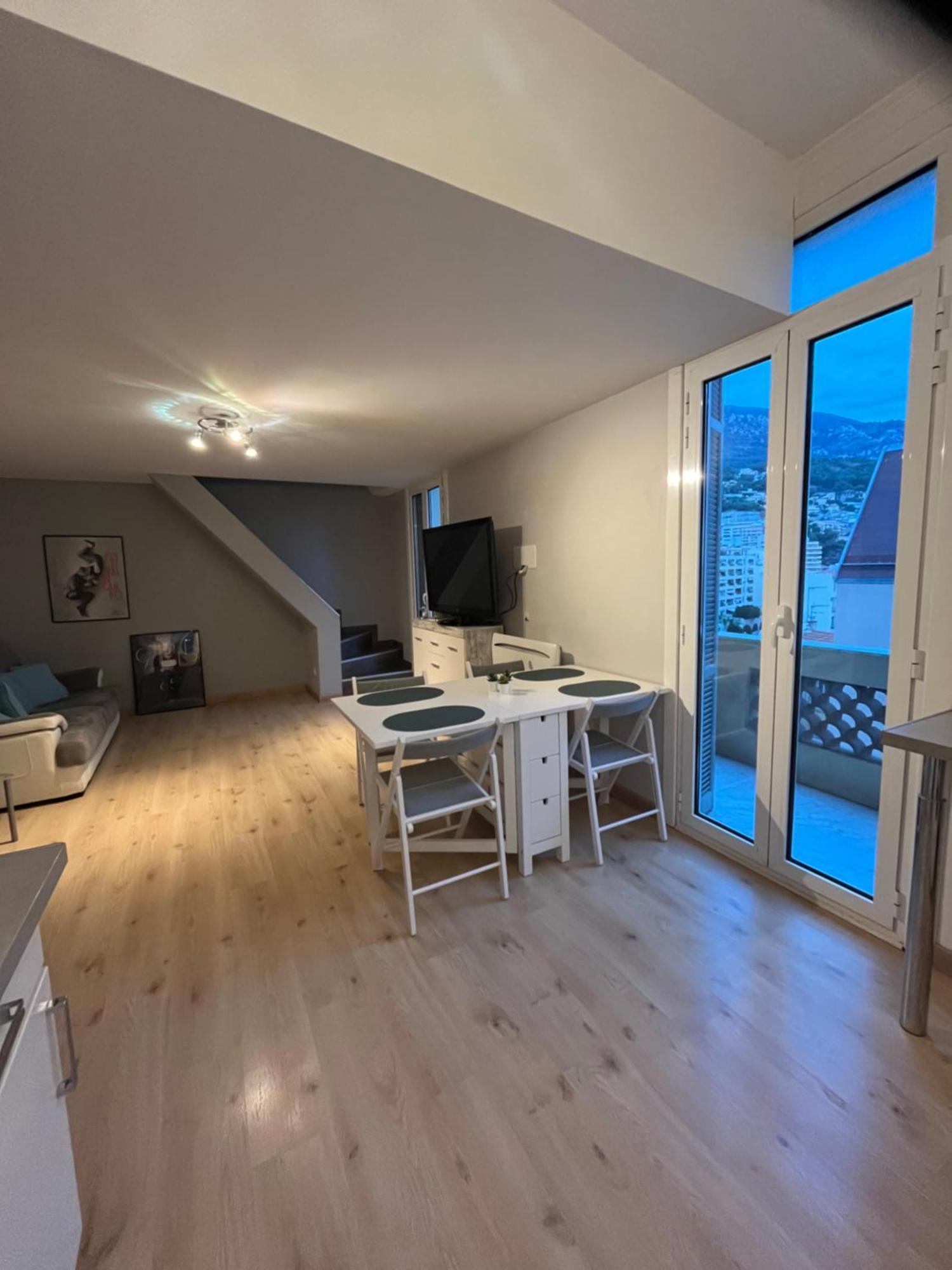 Duplex A La Frontiere De Monaco Apartman Beausoleil Kültér fotó